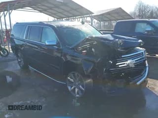 ✅ 2018 Chevrolet Suburban Premier • VIN: 1GNSKJKCXJR134700 • Лот: 41282040. Опубликован ранее на IAAI с пробегом 105 554 миль. Бесплатный доступ к архиву аукционных продаж из США и подробный отчёт об истории автомобиля на DreamBid. Изображение 1.