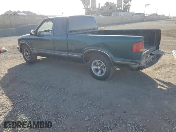 ✅ 1998 Chevrolet S-10 LS • VIN: 1GCCS1949W8144563 • Лот: 89295485. Опубликован ранее на Copart с пробегом Не указан. Бесплатный доступ к архиву аукционных продаж из США и подробный отчёт об истории автомобиля на DreamBid. Изображение 2.