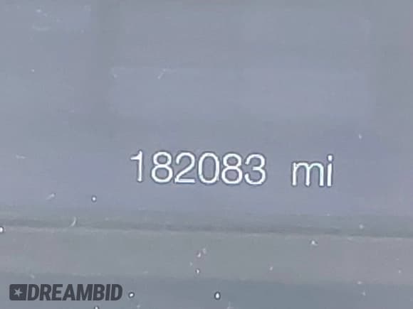 ✅ 2014 Ford Explorer • VIN: 1FM5K8B87EGB96532 • Lot: 41808085. Wystawiony na IAAI z przebiegiem 182 083 mil. Bezpłatny archiwum sprzedaży aukcyjnych z USA i szczegółowy raport historii pojazdu na DreamBid. Zdjęcie 15.