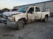 ✅ 2015 Chevrolet Silverado 2500HD LT • VIN: 1GC1KVE89FF579926 • Лот: 80276335. Опубликован ранее на Copart с пробегом 235 462 миль. Бесплатный доступ к архиву аукционных продаж из США и подробный отчёт об истории автомобиля на DreamBid. Изображение 1.