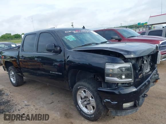✅ 2013 Chevrolet Silverado 1500 LTZ • VIN: 3GCPKTE76DG163821 • Lot: 42357711. Wystawiony na IAAI z przebiegiem 201 820 mil. Bezpłatny archiwum sprzedaży aukcyjnych z USA i szczegółowy raport historii pojazdu na DreamBid. Zdjęcie 13.