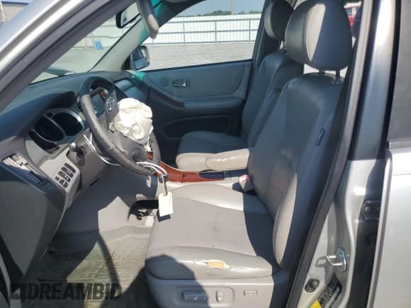 ✅ 2007 Toyota Highlander w/3rd Row • VIN: JTEDW21A270017262 • Lot: 63678415. Listed on Copart with 221,095 mi. Free auction sales archive from the USA and detailed vehicle history report at DreamBid. Image 7.