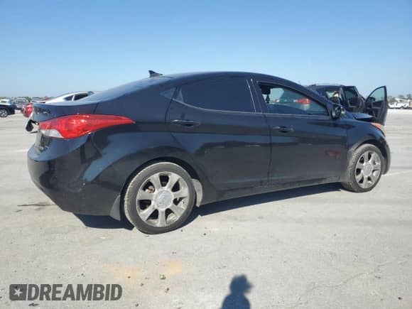 2013 Hyundai Elantra Limited с VIN KMHDH4AE3DU690865, выставлен на аукционе Copart как лот 81982415 с пробегом 158 073 миль миль и Списание • Salvage title. История ставок и продаж доступна на DreamBid. Изображение 3.