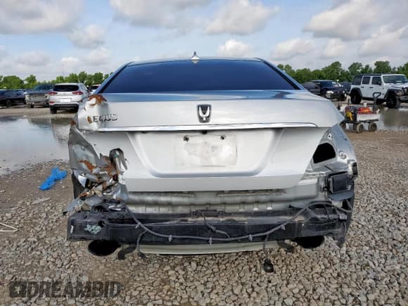 ✅ 2014 Hyundai Equus Signature • VIN: KMHGH4JH8EU081215 • Лот: 60065905. Опубликован ранее на Copart с пробегом 69 224 миль. Бесплатный доступ к архиву аукционных продаж из США и подробный отчёт об истории автомобиля на DreamBid. Изображение 6.