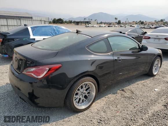 ✅ 2013 Hyundai Genesis Coupe Premium • VIN: KMHHT6KDXDU111162 • Lot: 67636965. Listed on Copart with 107,737 mi. Free auction sales archive from the USA and detailed vehicle history report at DreamBid. Image 3.