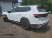 ✅ 2025 Volkswagen Atlas 2.0T Peak Edition • VIN: 1V2CR2CA5SC516888 • Лот: 59567345. Опубликован ранее на Copart с пробегом 2 992 миль. Бесплатный доступ к архиву аукционных продаж из США и подробный отчёт об истории автомобиля на DreamBid. Изображение 2.