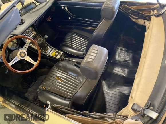 ✅ 1973 Alfa Romeo Spider • VIN: AR3041681 • Лот: 91592125. Опубликован ранее на Copart с пробегом 20 513 миль. Бесплатный доступ к архиву аукционных продаж из США и подробный отчёт об истории автомобиля на DreamBid. Изображение 6.