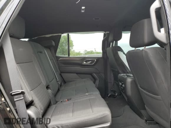 ✅ 2024 Chevrolet Tahoe LS • VIN: 1GNSKMKD7RR115821 • Lot: 64186935. Wystawiony na Copart z przebiegiem 23 032 mil. Bezpłatny archiwum sprzedaży aukcyjnych z USA i szczegółowy raport historii pojazdu na DreamBid. Zdjęcie 11.