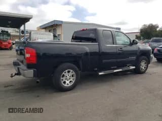 ✅ 2013 Chevrolet Silverado 1500 LT • VIN: 1GCRCSEA2DZ231415 • Lot: 71772744. Listed on Copart with 185,052 mi. Free auction sales archive from the USA and detailed vehicle history report at DreamBid. Image 3.