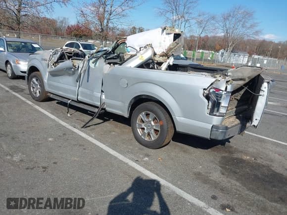 ✅ 2017 Ford F-150 XL • VIN: 1FTEX1C84HKD37747 • Lot: 40793525. Listed on IAAI with Not provided. Free auction sales archive from the USA and detailed vehicle history report at DreamBid. Image 3.