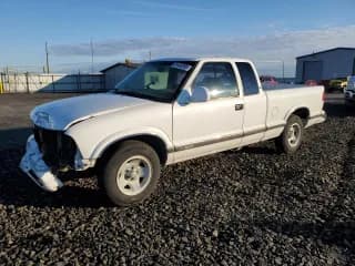 ✅ 1997 Chevrolet S-10 LS • VIN: 1GCCS1941V8112835 • Лот: 85435955. Опубликован ранее на Copart с пробегом 68 389 миль. Бесплатный доступ к архиву аукционных продаж из США и подробный отчёт об истории автомобиля на DreamBid. Изображение 1.