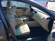 ✅ 2016 Nissan Altima S • VIN: 1N4AL3AP6GN318202 • Lot: 43552301. Listed on IAAI with 195,060 mi. Free auction sales archive from the USA and detailed vehicle history report at DreamBid. Image 5.