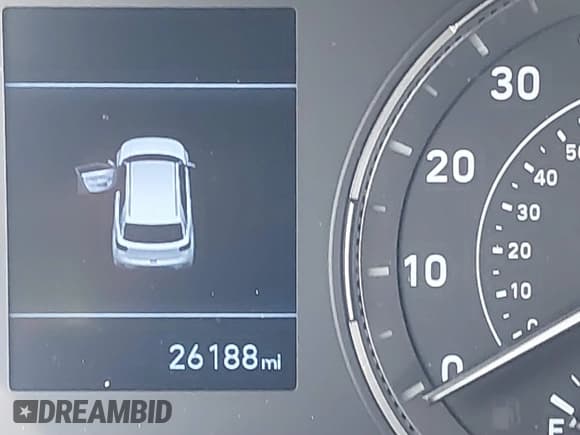 ✅ 2021 Hyundai Venue SE • VIN: KMHRB8A3XMU105678 • Lot: 41742558. Listed on IAAI with 26,188 mi. Free auction sales archive from the USA and detailed vehicle history report at DreamBid. Image 15.