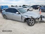 ✅ 2015 BMW 3 Series 320i • VIN: WBA3B1C58FK139050 • Lot: 84631245. Wystawiony na Copart z przebiegiem 150 151 mil. Bezpłatny archiwum sprzedaży aukcyjnych z USA i szczegółowy raport historii pojazdu na DreamBid. Zdjęcie 4.