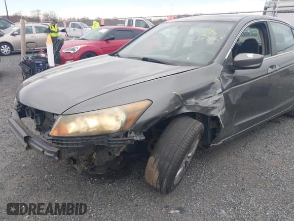 ✅ 2008 Honda Accord LX • VIN: 1HGCP26358A150778 • Lot: 43595923. Wystawiony na IAAI z przebiegiem 167 811 mil. Bezpłatny archiwum sprzedaży aukcyjnych z USA i szczegółowy raport historii pojazdu na DreamBid. Zdjęcie 6.