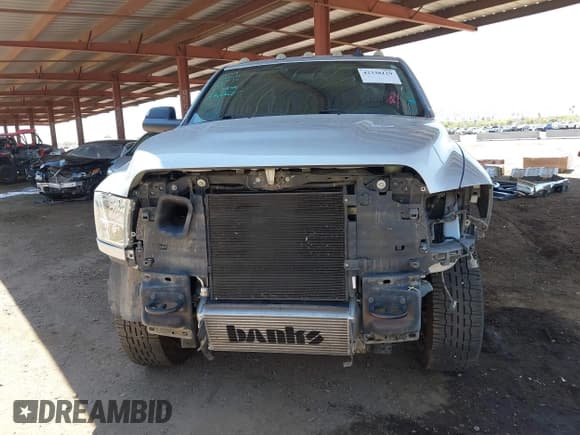 ✅ 2016 Ram 2500 Big Horn • VIN: 3C6UR5ML0GG185060 • Lot: 42338129. Wystawiony na IAAI z przebiegiem 96 916 mil. Bezpłatny archiwum sprzedaży aukcyjnych z USA i szczegółowy raport historii pojazdu na DreamBid. Zdjęcie 20.