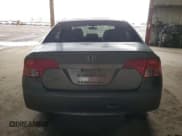 ✅ 2008 Honda Civic LX • VIN: 1HGFA16598L064047 • Лот: 93493225. Опубликован ранее на Copart с пробегом 175 091 миль. Бесплатный доступ к архиву аукционных продаж из США и подробный отчёт об истории автомобиля на DreamBid. Изображение 6.