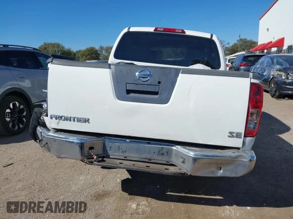 ✅ 2005 Nissan Frontier LE • VIN: 1N6AD07U05C424881 • Lot: 43605829. Listed on IAAI with 199,731 mi. Free auction sales archive from the USA and detailed vehicle history report at DreamBid. Image 17.
