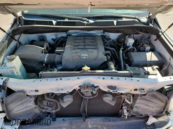 ✅ 2017 Toyota Tundra SR5 • VIN: 5TFDY5F15HX652123 • Lot: 70149365. Wystawiony na Copart z przebiegiem 64 103 mil. Bezpłatny archiwum sprzedaży aukcyjnych z USA i szczegółowy raport historii pojazdu na DreamBid. Zdjęcie 11.