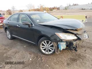 ✅ 2012 Lexus ES 330 • VIN: JTHBK1EG2C2480550 • Lot: 43569893. Wystawiony na IAAI z przebiegiem 193 437 mil. Bezpłatny archiwum sprzedaży aukcyjnych z USA i szczegółowy raport historii pojazdu na DreamBid. Zdjęcie 1.