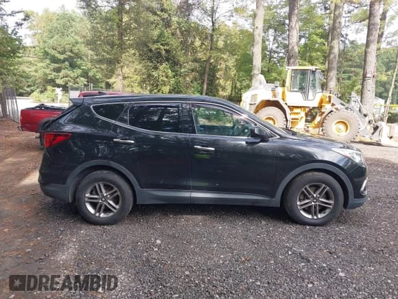 ✅ 2017 Hyundai Santa Fe 2.4L • VIN: 5XYZTDLB7HG442069 • Лот: 43395979. Опубликован ранее на IAAI с пробегом 150 900 миль. Бесплатный доступ к архиву аукционных продаж из США и подробный отчёт об истории автомобиля на DreamBid. Изображение 13.