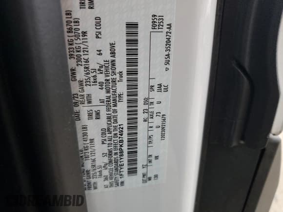 ✅ 2023 Ford Transit Cargo • VIN: 1FTYE1Y88PKB74921 • Lot: 44746485. Wystawiony na Copart z przebiegiem 52 376 mil. Bezpłatny archiwum sprzedaży aukcyjnych z USA i szczegółowy raport historii pojazdu na DreamBid. Zdjęcie 13.