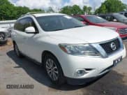 ✅ 2014 Nissan Pathfinder SV • VIN: 5N1AR2MN7EC624360 • Lot: 42134538. Listed on IAAI with 167,492 mi. Free auction sales archive from the USA and detailed vehicle history report at DreamBid. Image 1.