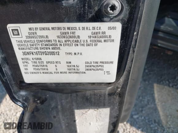 ✅ 2000 Chevrolet Suburban LS • VIN: 3GNFK16T3YG200512 • Лот: 42901923. Опубликован ранее на IAAI с пробегом 238 165 миль. Бесплатный доступ к архиву аукционных продаж из США и подробный отчёт об истории автомобиля на DreamBid. Изображение 9.