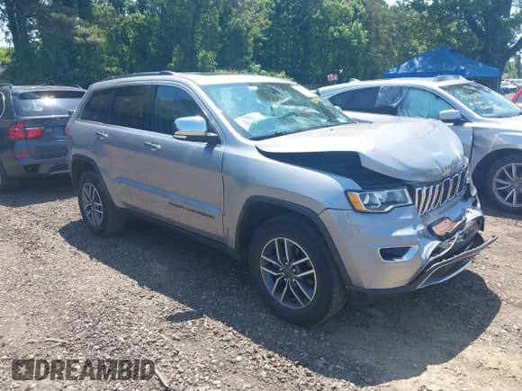 ✅ 2020 Jeep Grand Cherokee Limited X • VIN: 1C4RJFBG3LC317548 • Lot: 42557544. Listed on IAAI with 34,401 mi. Free auction sales archive from the USA and detailed vehicle history report at DreamBid. Image 1.