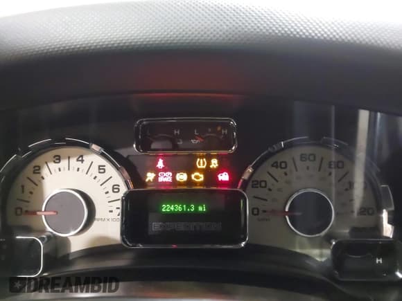 ✅ 2011 Ford Expedition Limited • VIN: 1FMJU2A50BEF04905 • Lot: 43247831. Listed on IAAI with 224,361 mi. Free auction sales archive from the USA and detailed vehicle history report at DreamBid. Image 7.