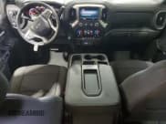 ✅ 2021 Chevrolet Silverado 1500 RST • VIN: 3GCUYEET2MG225371 • Lot: 71009395. Wystawiony na Copart z przebiegiem 114 104 mil. Bezpłatny archiwum sprzedaży aukcyjnych z USA i szczegółowy raport historii pojazdu na DreamBid. Zdjęcie 8.