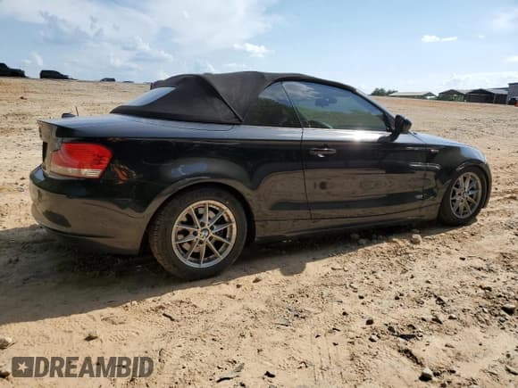 ✅ 2010 BMW 1 Series 128i • VIN: WBAUN1C51AVH77839 • Lot: 55184535. Listed on Copart with 132,360 mi. Free auction sales archive from the USA and detailed vehicle history report at DreamBid. Image 3.