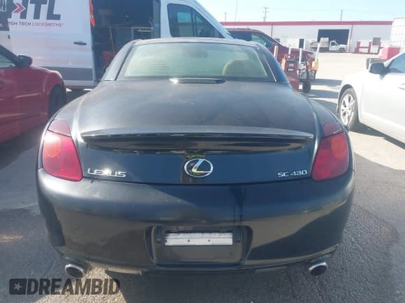 ✅ 2003 Lexus SC 430 • VIN: JTHFN48YX30037475 • Lot: 42631607. Listed on IAAI with 167,622 mi. Free auction sales archive from the USA and detailed vehicle history report at DreamBid. Image 16.