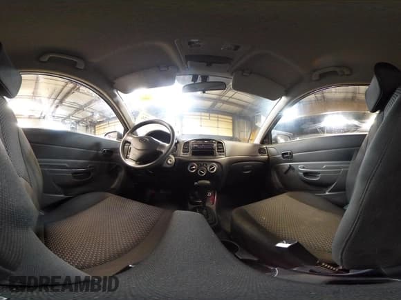 ✅ 2010 Hyundai Accent GS • VIN: KMHCM3AC6AU182658 • Лот: 42397436. Опубликован ранее на IAAI с пробегом 103 128 миль. Бесплатный доступ к архиву аукционных продаж из США и подробный отчёт об истории автомобиля на DreamBid. Изображение 18.