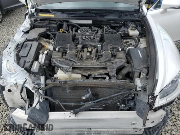 ✅ 2017 Lexus LS 460 • VIN: JTHCL5EF9H5028312 • Лот: 50849665. Опубликован ранее на Copart с пробегом 67 661 миль. Бесплатный доступ к архиву аукционных продаж из США и подробный отчёт об истории автомобиля на DreamBid. Изображение 11.