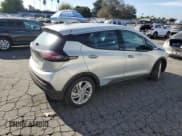 ✅ 2023 Chevrolet Bolt EV 1LT • VIN: 1G1FW6S0XP4193004 • Lot: 84964054. Wystawiony na Copart z przebiegiem 38 995 mil. Bezpłatny archiwum sprzedaży aukcyjnych z USA i szczegółowy raport historii pojazdu na DreamBid. Zdjęcie 3.