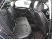 ✅ 2015 Volkswagen Passat S • VIN: 1VWAT7A39FC109817 • Lot: 89723115. Wystawiony na Copart z przebiegiem 113 011 mil. Bezpłatny archiwum sprzedaży aukcyjnych z USA i szczegółowy raport historii pojazdu na DreamBid. Zdjęcie 10.