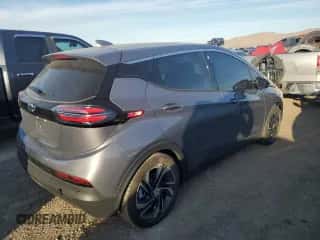 2022 Chevrolet Bolt EV 2LT z VIN 1G1FX6S04N4134556, wystawiony jako Copart lot #42897614 z przebiegiem 9 296 mil mil oraz . Historia ofert i sprzedaży dostępna na DreamBid. Obrazek 3.