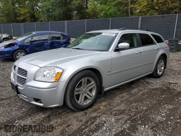 2005 Dodge Magnum RT z VIN 2D8GV58275H514614, wystawiony jako Copart lot #86163655 z przebiegiem 81 671 mil mil oraz Szkoda całkowita • Salvage title. Historia ofert i sprzedaży dostępna na DreamBid. Obrazek 1.