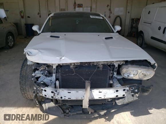 ✅ 2014 Dodge Challenger SXT • VIN: 2C3CDYAG6EH233769 • Lot: 66271134. Wystawiony na Copart z przebiegiem 128 320 mil. Bezpłatny archiwum sprzedaży aukcyjnych z USA i szczegółowy raport historii pojazdu na DreamBid. Zdjęcie 5.