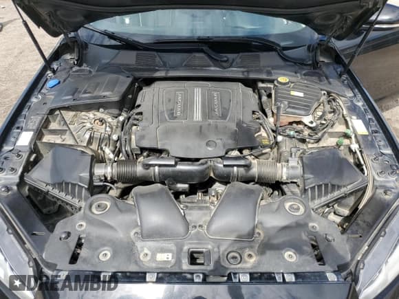 ✅ 2018 Jaguar XJ R-Sport • VIN: SAJWA1C76J8W14271 • Lot: 73777914. Listed on Copart with 124,155 mi. Free auction sales archive from the USA and detailed vehicle history report at DreamBid. Image 11.