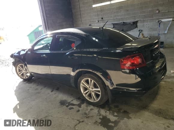 ✅ 2011 Dodge Avenger Heat • VIN: 1B3BD1FG2BN621982 • Лот: 82755244. Опубликован ранее на Copart с пробегом 131 367 миль. Бесплатный доступ к архиву аукционных продаж из США и подробный отчёт об истории автомобиля на DreamBid. Изображение 2.