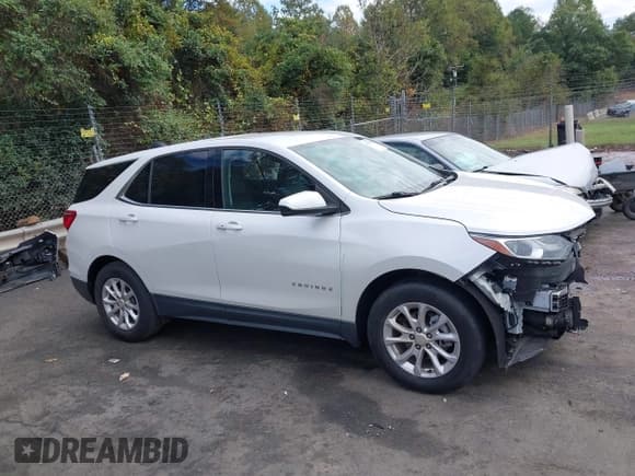 ✅ 2020 Chevrolet Equinox LT • VIN: 3GNAXKEV4LS645657 • Lot: 43399695. Wystawiony na IAAI z przebiegiem 76 636 mil. Bezpłatny archiwum sprzedaży aukcyjnych z USA i szczegółowy raport historii pojazdu na DreamBid. Zdjęcie 13.