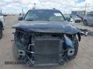 ✅ 2017 GMC Acadia SLT • VIN: 1GKKNMLS7HZ128651 • Lot: 43277637. Wystawiony na IAAI z przebiegiem 91 925 mil. Bezpłatny archiwum sprzedaży aukcyjnych z USA i szczegółowy raport historii pojazdu na DreamBid. Zdjęcie 13.