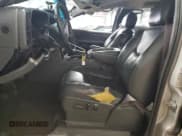 ✅ 2005 Chevrolet Silverado 2500HD LS • VIN: 1GCHK23255F962952 • Lot: 85852465. Wystawiony na Copart z przebiegiem 247 872 mil. Bezpłatny archiwum sprzedaży aukcyjnych z USA i szczegółowy raport historii pojazdu na DreamBid. Zdjęcie 7.