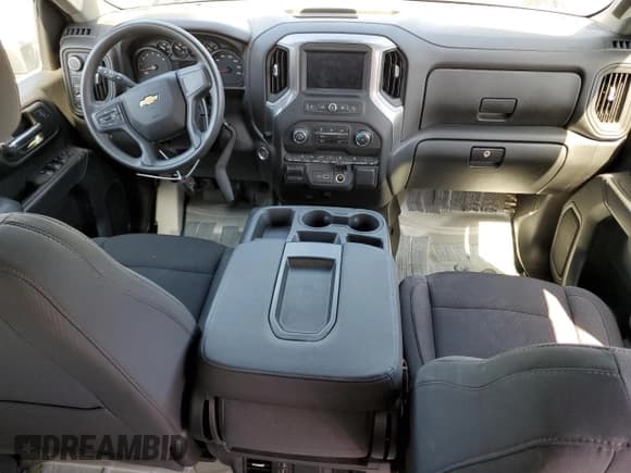 ✅ 2024 Chevrolet Silverado 2500HD Custom • VIN: 2GC1YME74R1161088 • Lot: 75397214. Wystawiony na Copart z przebiegiem Nie podano. Bezpłatny archiwum sprzedaży aukcyjnych z USA i szczegółowy raport historii pojazdu na DreamBid. Zdjęcie 8.