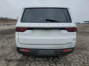 ✅ 2022 Jeep Wagoneer Series II • VIN: 1C4SJUBTXNS165389 • Лот: 43378603. Опубликован ранее на Copart с пробегом 24 605 миль. Бесплатный доступ к архиву аукционных продаж из США и подробный отчёт об истории автомобиля на DreamBid. Изображение 6.