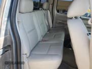 ✅ 2010 Chevrolet Silverado 1500 • VIN: 1GCSKTE24AZ152164 • Lot: 55842575. Wystawiony na Copart z przebiegiem 210 072 mil. Bezpłatny archiwum sprzedaży aukcyjnych z USA i szczegółowy raport historii pojazdu na DreamBid. Zdjęcie 10.