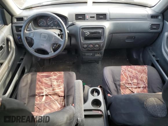 ✅ 2000 Honda CR-V LX • VIN: JHLRD1847YC013284 • Lot: 65856185. Wystawiony na Copart z przebiegiem 187 582 mil. Bezpłatny archiwum sprzedaży aukcyjnych z USA i szczegółowy raport historii pojazdu na DreamBid. Zdjęcie 8.