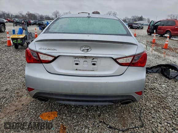 ✅ 2014 Hyundai Sonata SE • VIN: 5NPEC4AC3EH900379 • Лот: 94535515. Опубликован ранее на Copart с пробегом 188 844 миль. Бесплатный доступ к архиву аукционных продаж из США и подробный отчёт об истории автомобиля на DreamBid. Изображение 6.